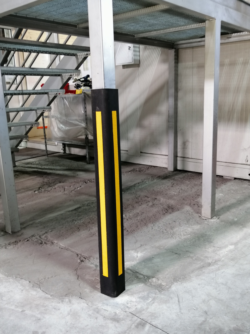 Applicazioni 9 coprispigolo per parcheggi